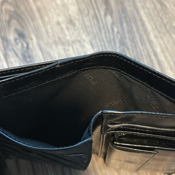 Vintage, Furla Double Snap Wallet, Black Patent Leather, Made In Italy, EUC - Picture 7 of 8